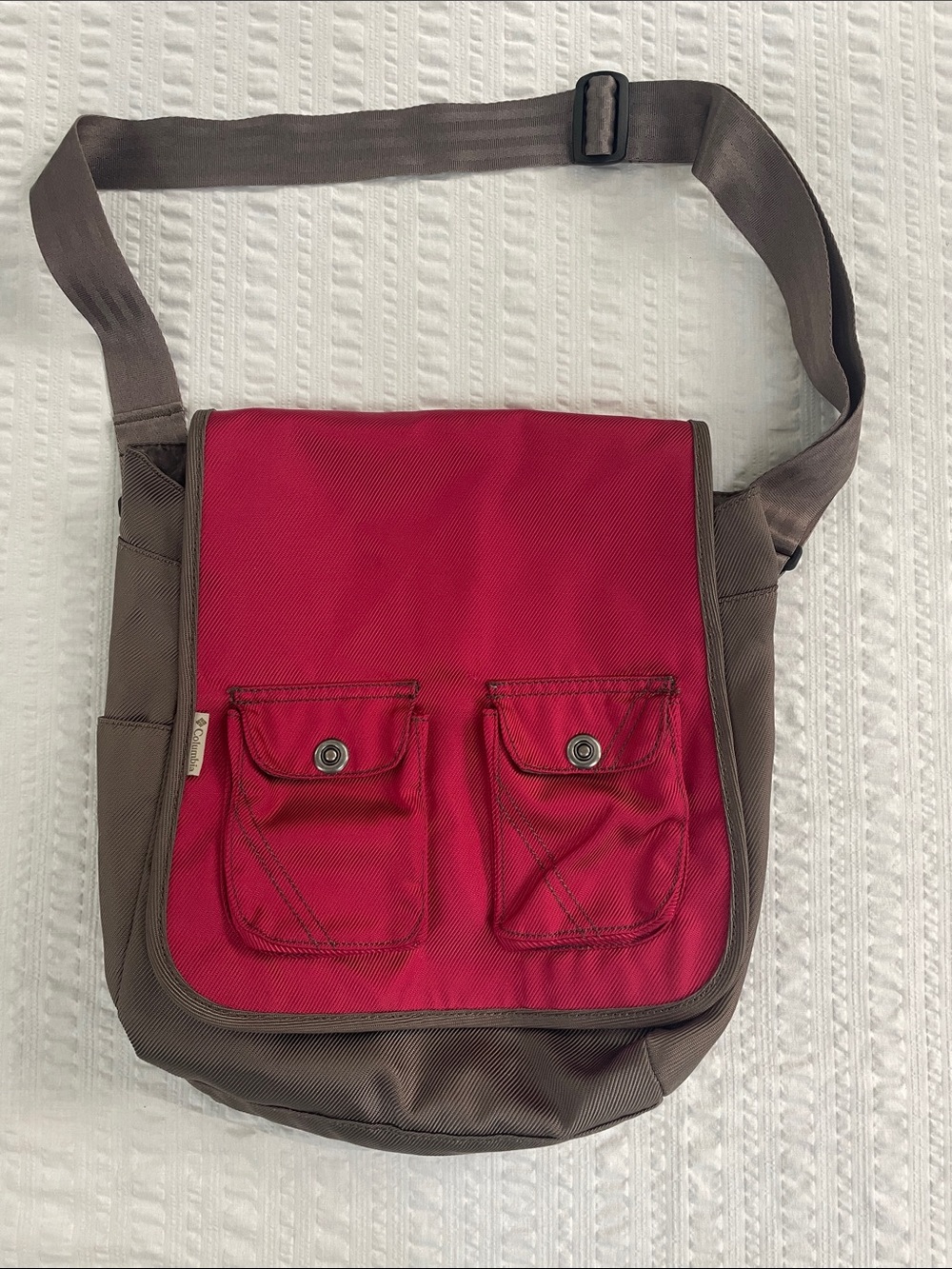 Columbia Crossbody Messenger Utility Bag Deep Red / Slate Grey Gorpcore  (OS)